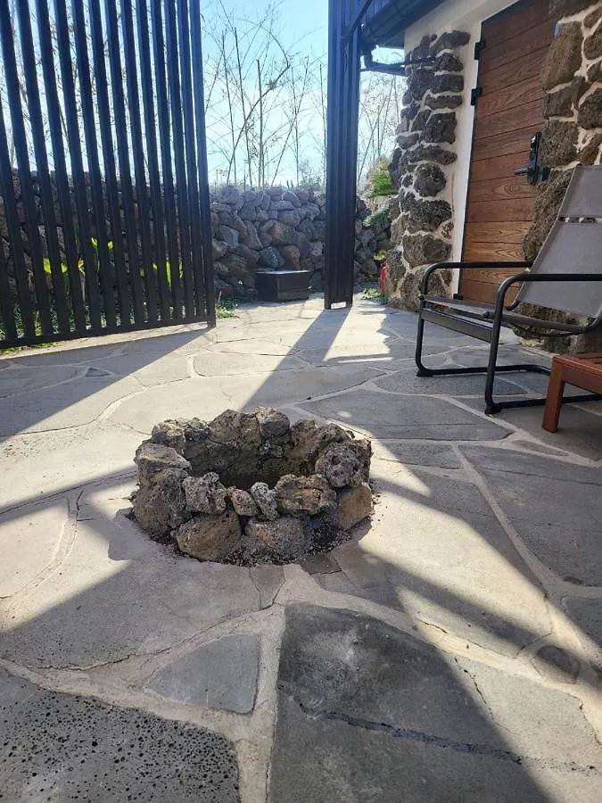 Juwoldam Villa Jeju South Korea